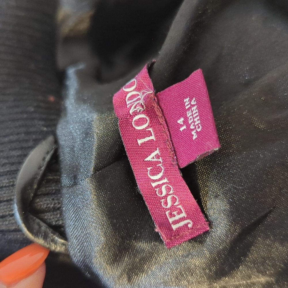 Leather jacket - Picture 12 of 14